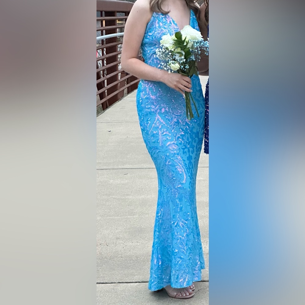 Beautiful Size S Blue Prom Dress. EUC.